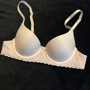 Aerie padded push up bra size 34AA blush pink lace gently used super soft